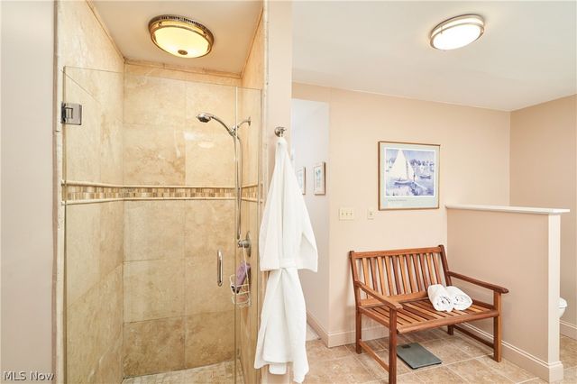 2345 Chatham Road, Akron, OH 44313