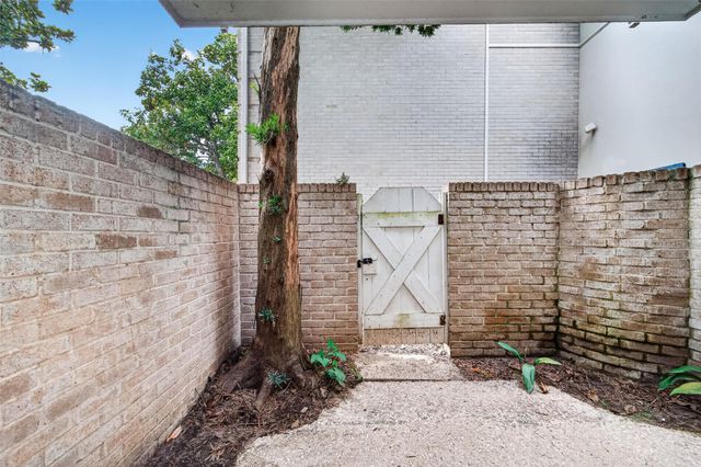 2601 Bellefontaine Street B110, Houston, TX 77025