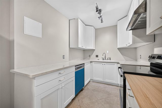 2601 Bellefontaine Street B110, Houston, TX 77025
