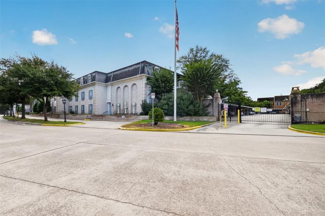 2601 Bellefontaine Street B110, Houston, TX 77025