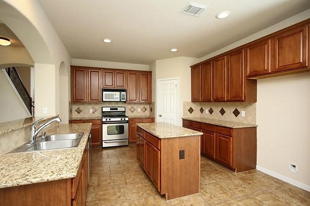 63 S Archwyck Circle, The Woodlands, TX 77382