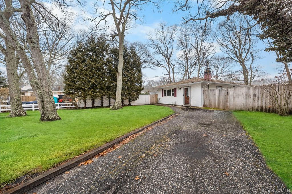 25 Woodcut Drive, Mastic Beach, NY 11951