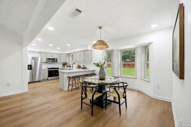 1522 Devin Dr, New Braunfels, TX 78130