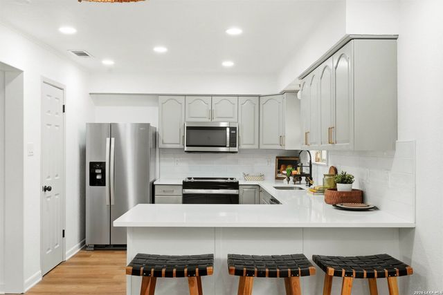 1522 Devin Dr, New Braunfels, TX 78130