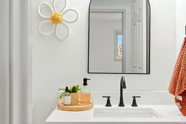 1522 Devin Dr, New Braunfels, TX 78130