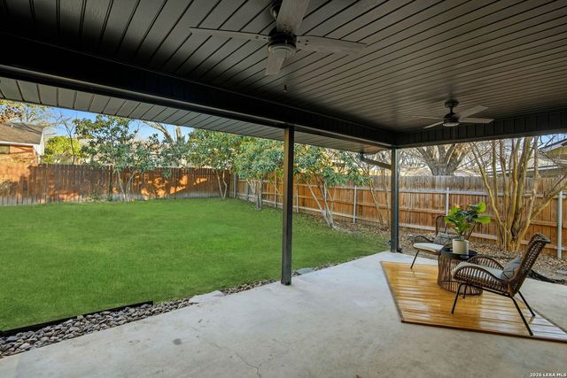 1522 Devin Dr, New Braunfels, TX 78130