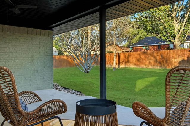 1522 Devin Dr, New Braunfels, TX 78130