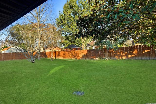 1522 Devin Dr, New Braunfels, TX 78130