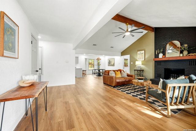 1522 Devin Dr, New Braunfels, TX 78130