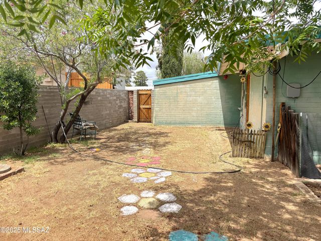 919 W 3rd Avenue, San Manuel, AZ 85631