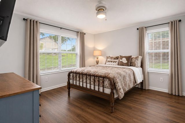 1450 Pleasant Valley Drive, Huntsville, TX 77340