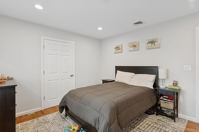 2539 Washington Avenue, Oceanside, NY 11572