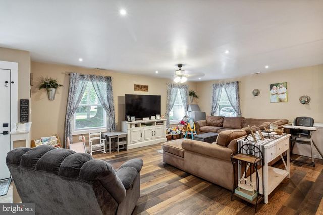 31426 DOGWOOD LN, Laurel, DE 19956