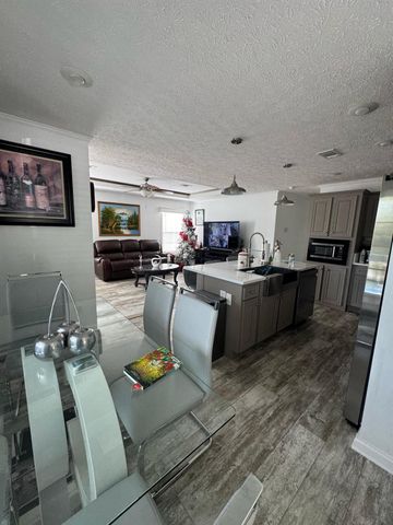 4341 Janet Dr 374, Lake Worth, FL 33463