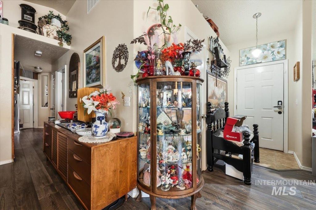 5021 Barkley Way, Caldwell, ID 83607 photo 4