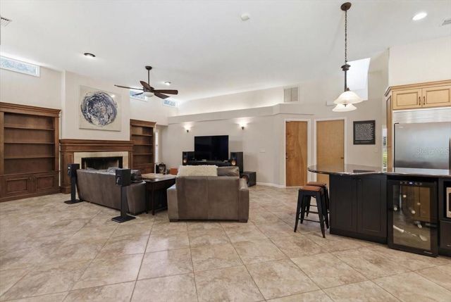 2716 COUNTRY WOODS LANE, Palm Harbor, FL 34683