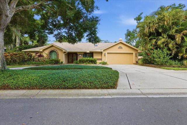 2716 COUNTRY WOODS LANE, Palm Harbor, FL 34683