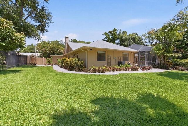 2716 COUNTRY WOODS LANE, Palm Harbor, FL 34683