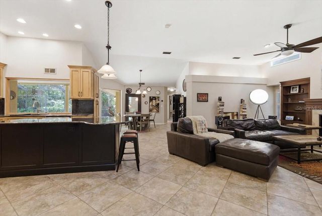 2716 COUNTRY WOODS LANE, Palm Harbor, FL 34683
