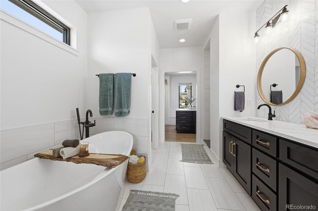 1498 Art Drive, Berthoud, CO 80513