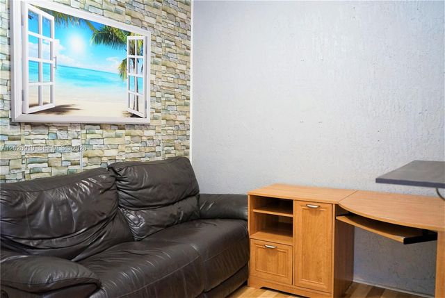3365 W 91st Ter 3365, Hialeah, FL 33018