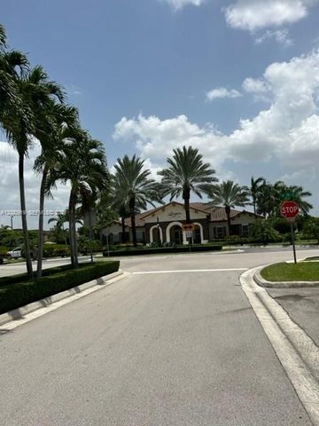 3365 W 91st Ter 3365, Hialeah, FL 33018