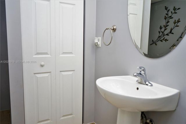 3365 W 91st Ter 3365, Hialeah, FL 33018