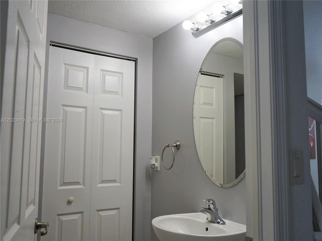 3365 W 91st Ter 3365, Hialeah, FL 33018
