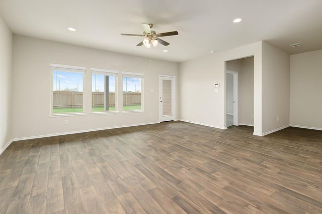 15422 Massey Forest Road, Conroe, TX 77357