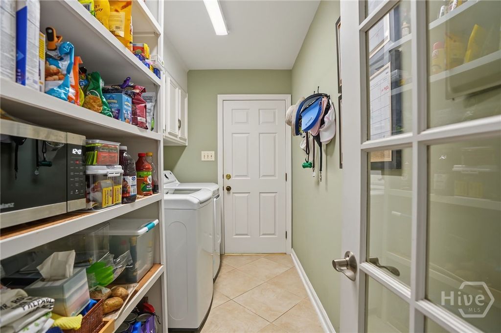 Image 14 of property listing at 4 Marburg Lane, Savannah, GA 31411