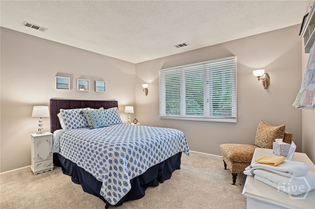 Image 25 of property listing at 4 Marburg Lane, Savannah, GA 31411