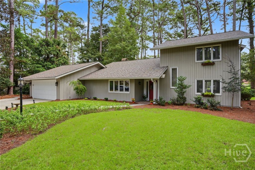 Image 3 of property listing at 4 Marburg Lane, Savannah, GA 31411
