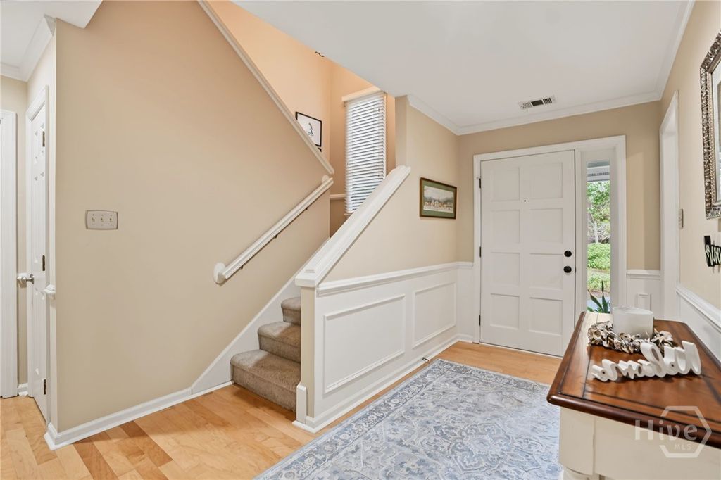 Image 4 of property listing at 4 Marburg Lane, Savannah, GA 31411