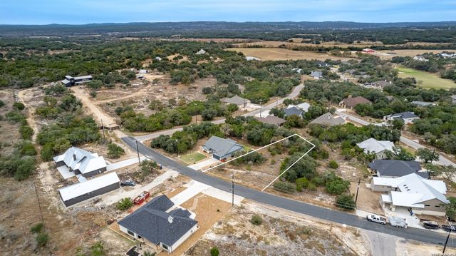 614 S Calvin Barrett, Blanco, TX 78606