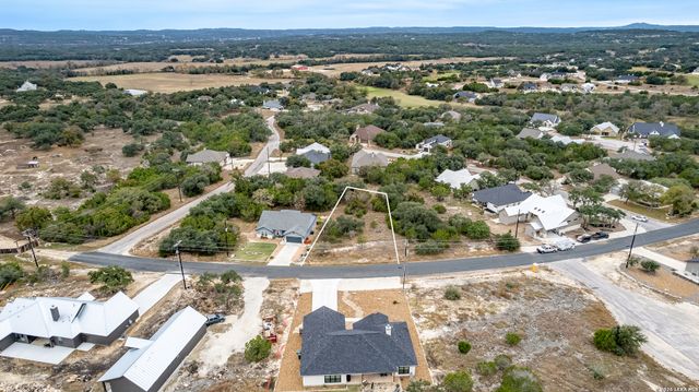 614 S Calvin Barrett, Blanco, TX 78606