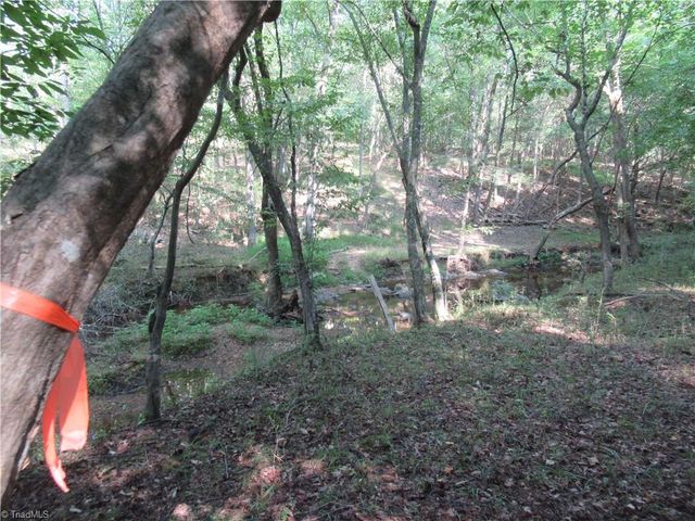 2643 Roberts Chapel Road, Goldston, NC 27252