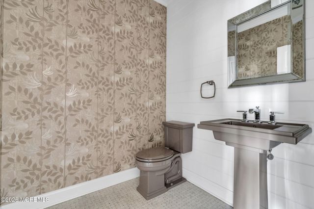 6 Cordelia Court, Long Branch, NJ 07740