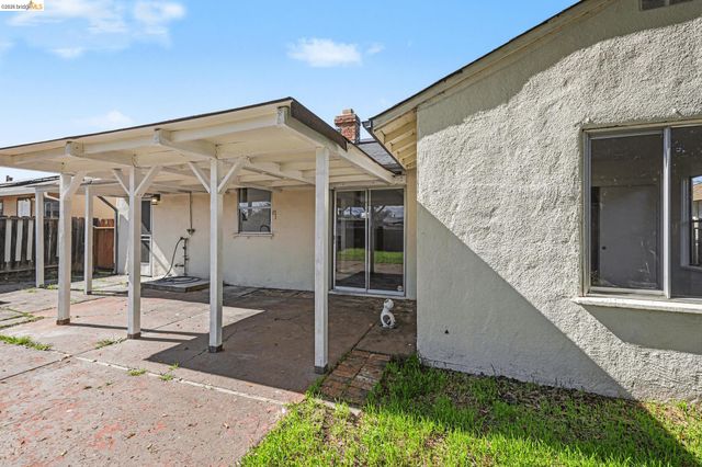 2721 Capistrano St, Antioch, CA 94509