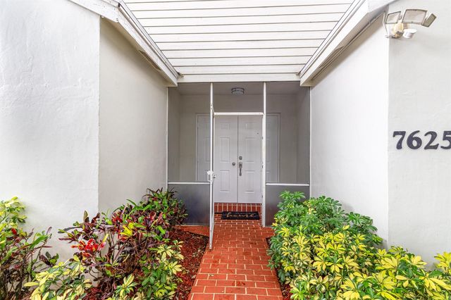 7625 Forest Green Lane, Boynton Beach, FL 33436