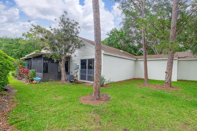 7625 Forest Green Lane, Boynton Beach, FL 33436