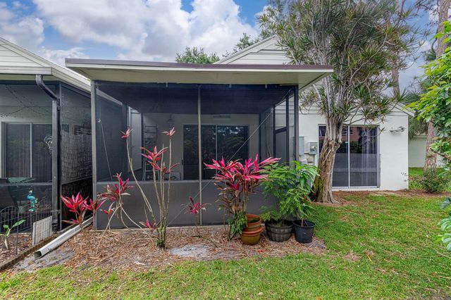 7625 Forest Green Lane, Boynton Beach, FL 33436
