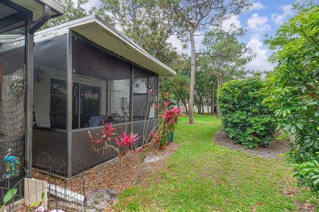 7625 Forest Green Lane, Boynton Beach, FL 33436