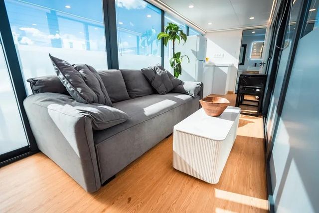 2717 Davis Street, Houston, TX 77026