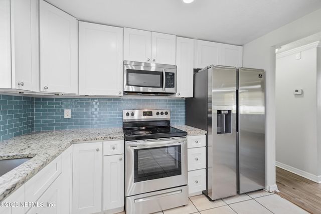 8577 RUCKMAN Avenue, Jacksonville, FL 32221