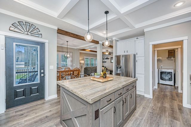 164 Albacore Road, Bonneau, SC 29431