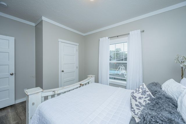 164 Albacore Road, Bonneau, SC 29431