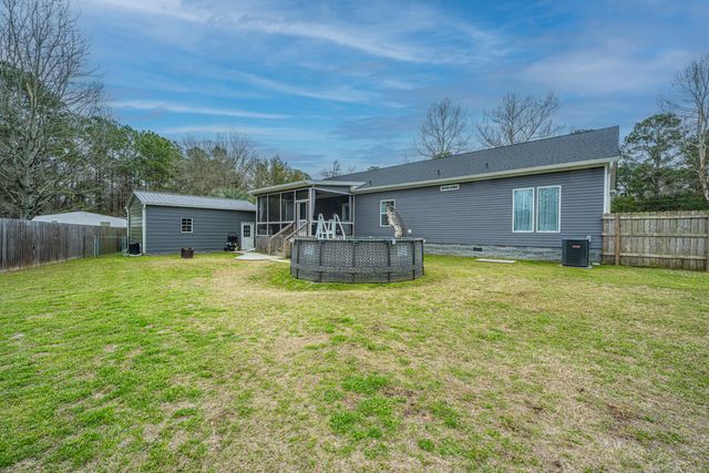 164 Albacore Road, Bonneau, SC 29431