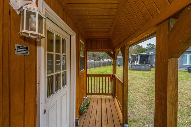 164 Albacore Road, Bonneau, SC 29431