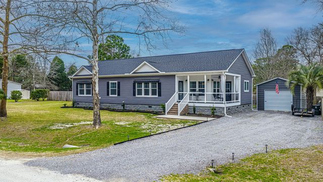 164 Albacore Road, Bonneau, SC 29431