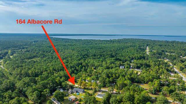 164 Albacore Road, Bonneau, SC 29431